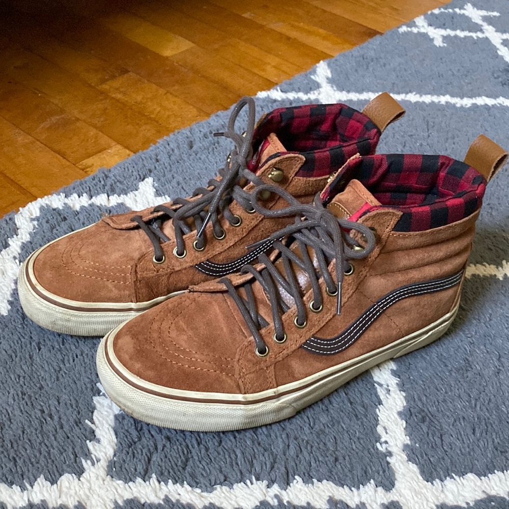 Vans Sk8-Hi Buffalo Plaid. Men’s 8.5, Women’s 10.